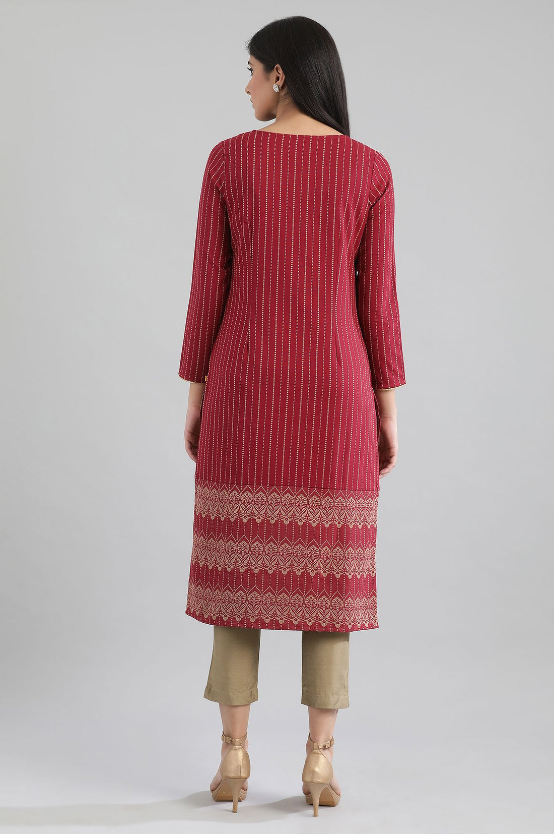 Maroon Round Neck Full Sleeve Sweater