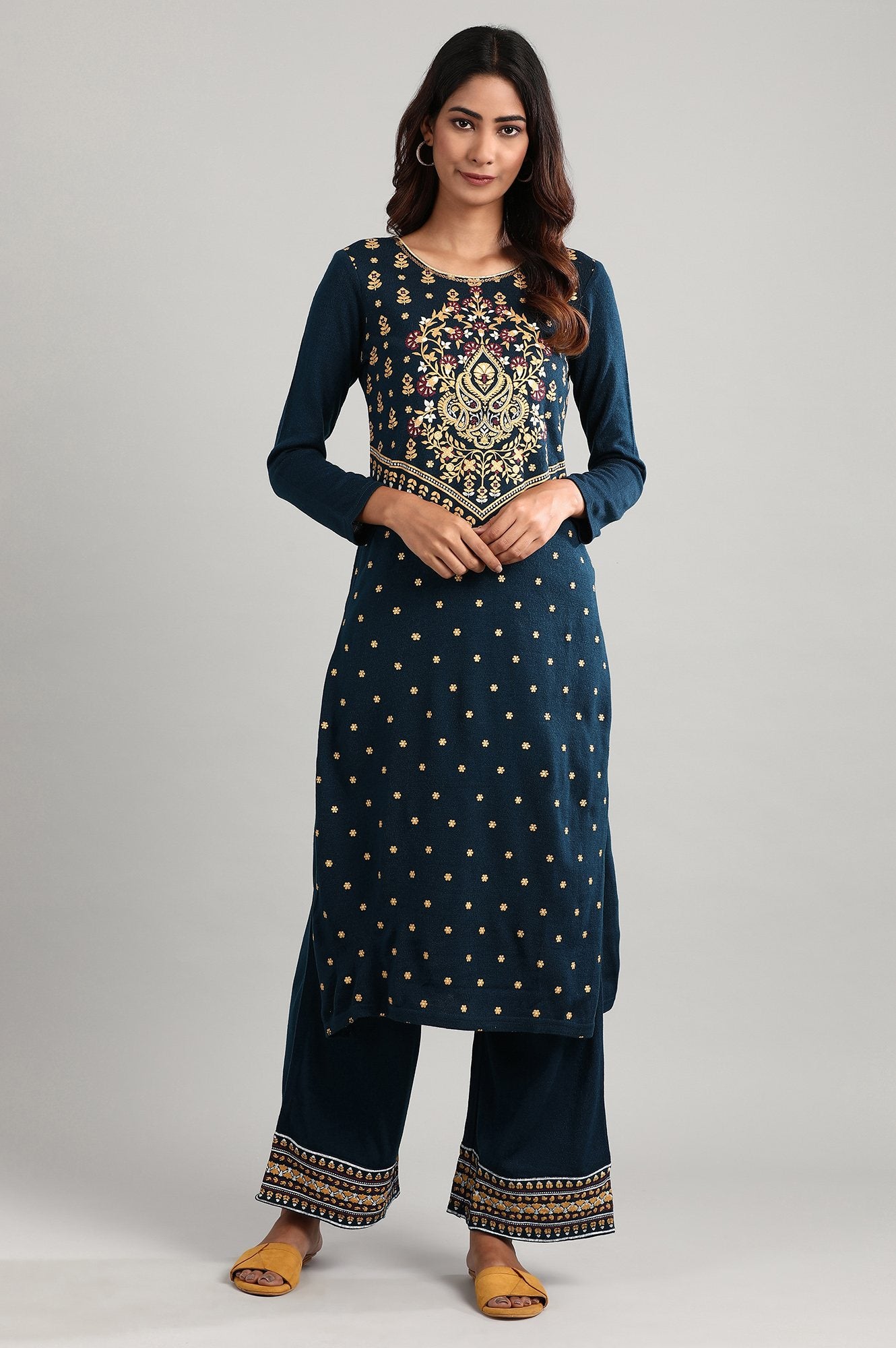 Blue Round Neck Winter kurta