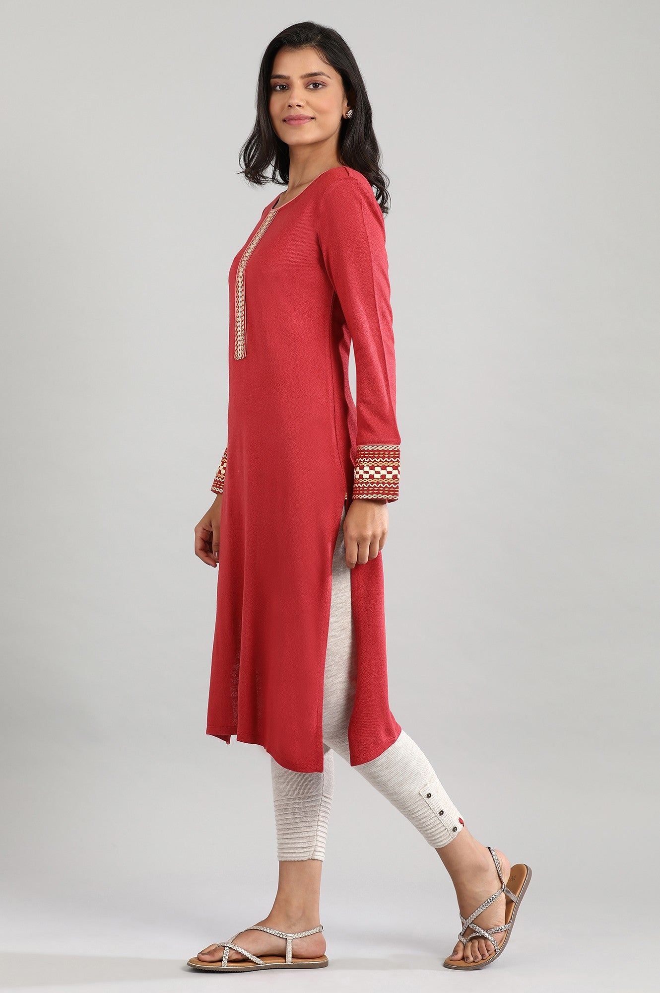 Red Round Neck Winter kurta