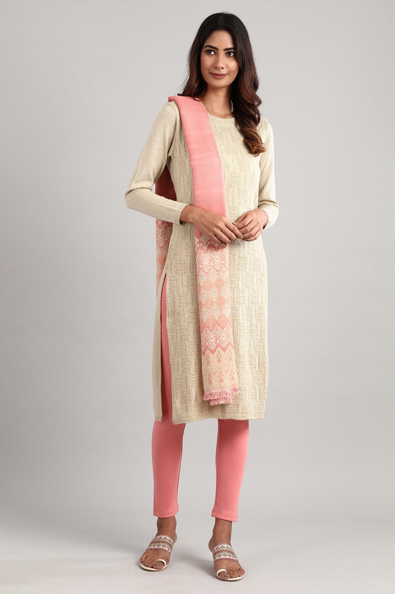 Peach-coloured Woven Reversable Shawl