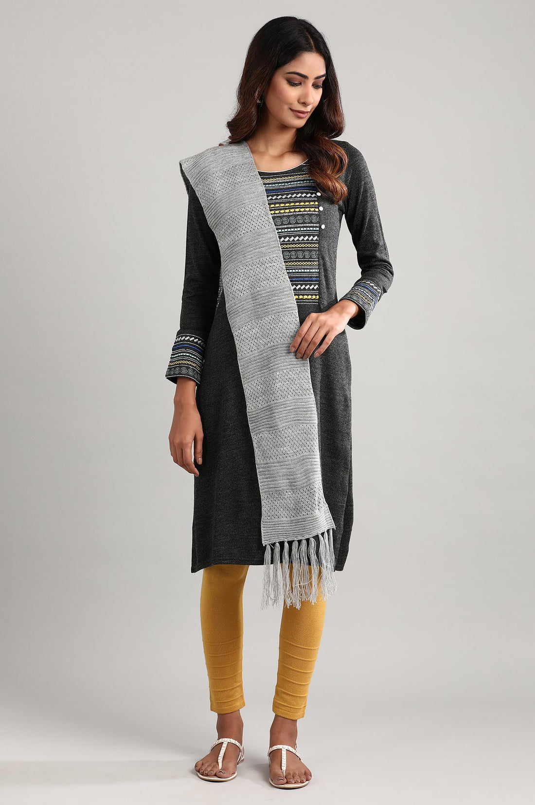 Grey Knitted Muffler