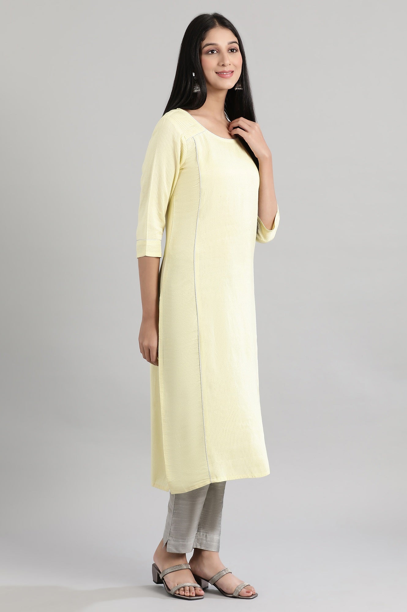 Custard Dobby kurta