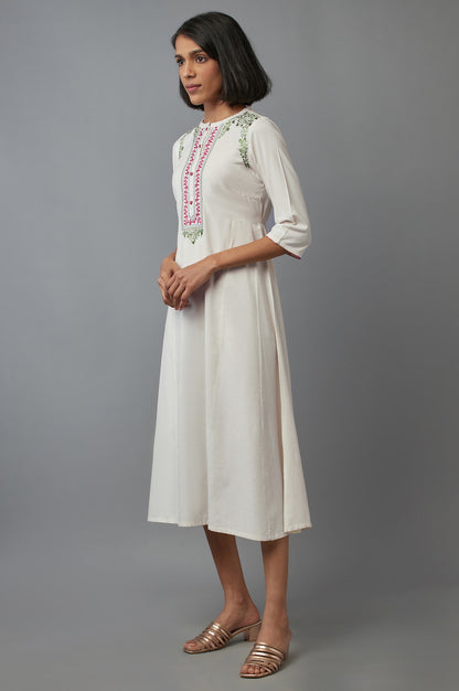 Off White Thread Embroidery kurta