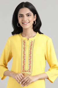 Yellow Embroidered Solid kurta