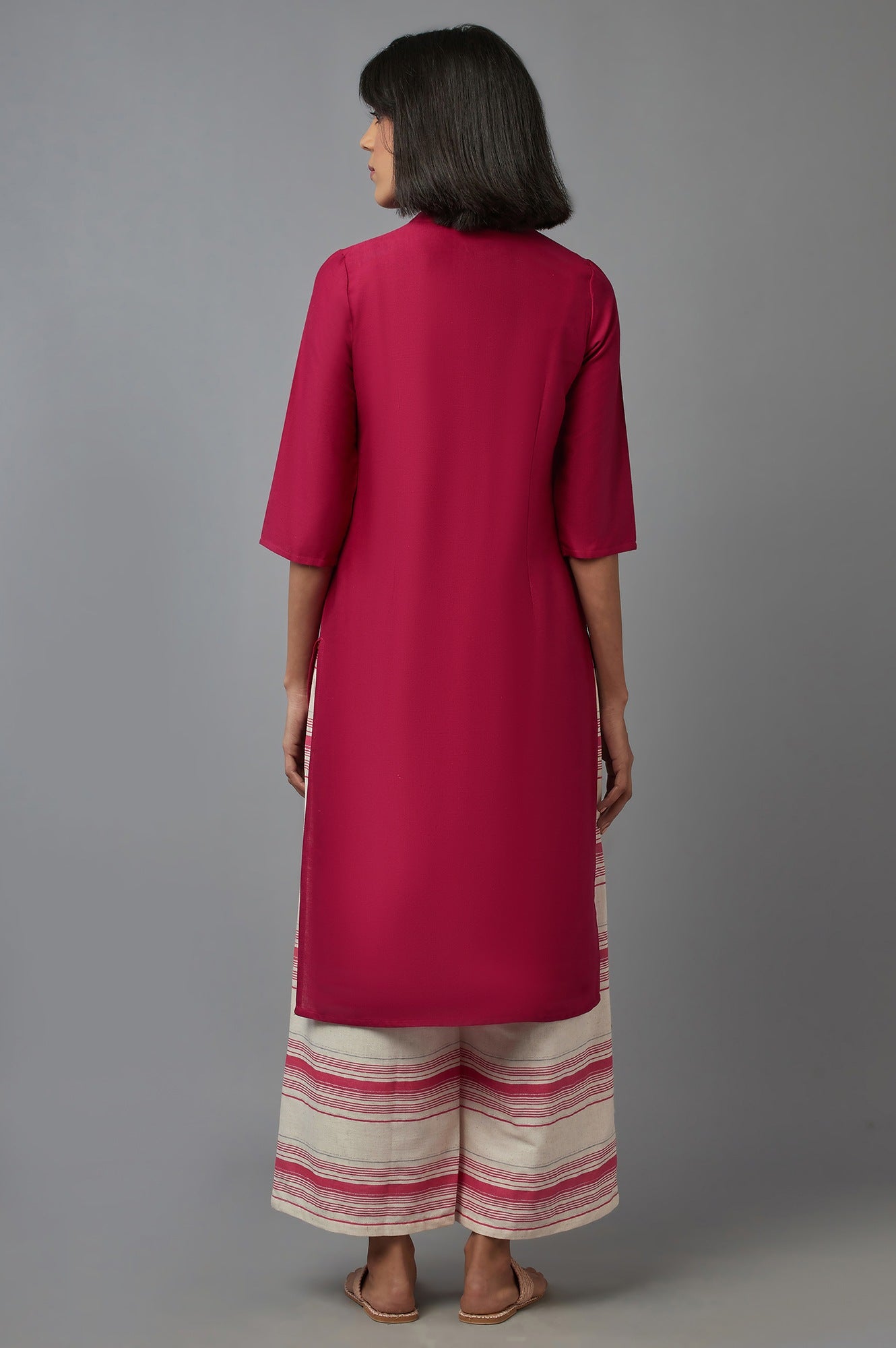 Pink Mandarin Collar Solid Straight kurta