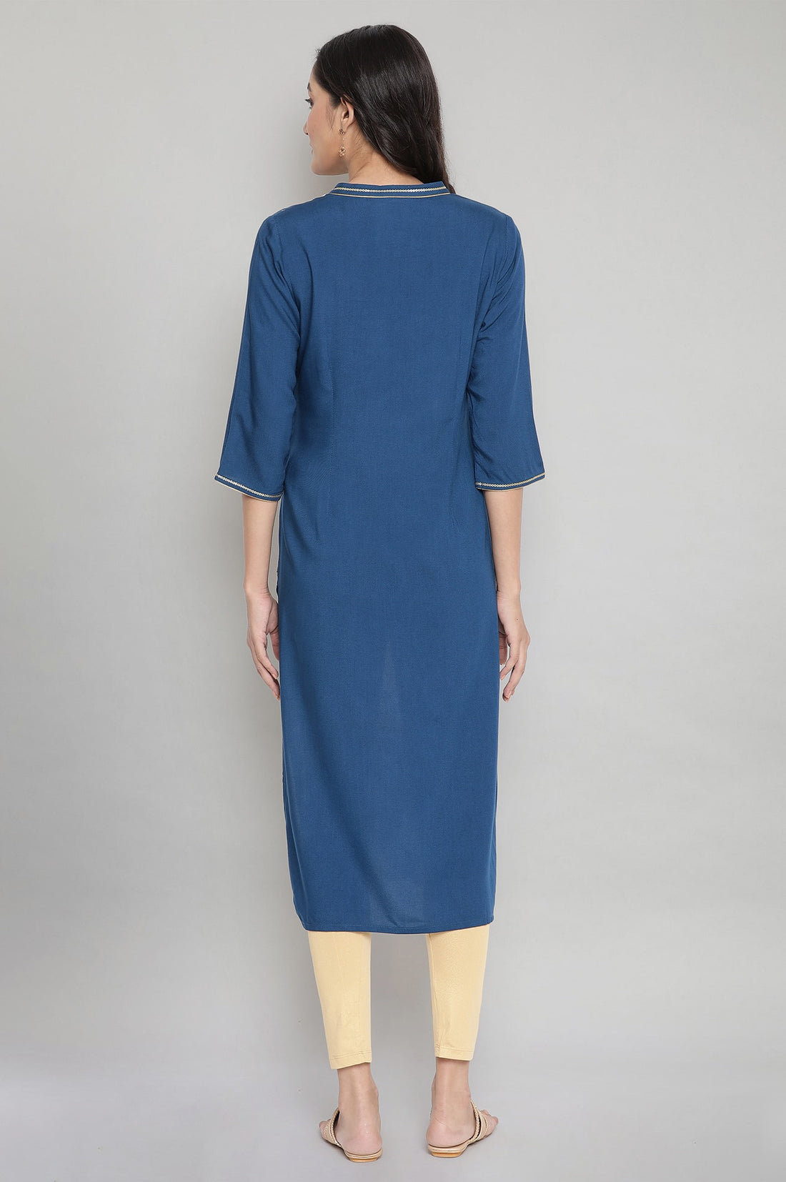 Blue Mandarin Collar Foil Print Straight kurta