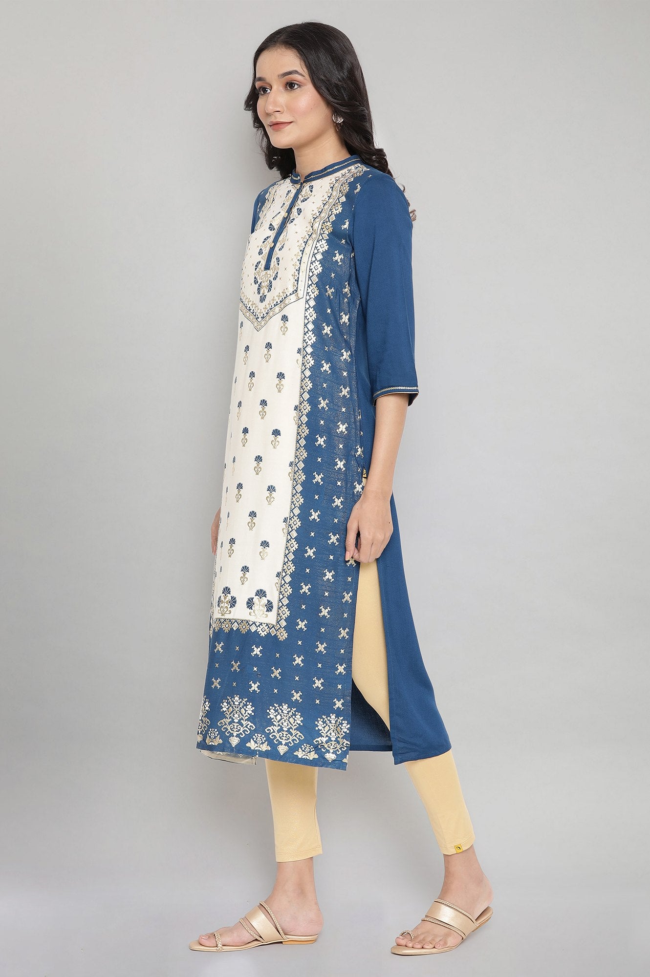 Blue Mandarin Collar Foil Print Straight kurta