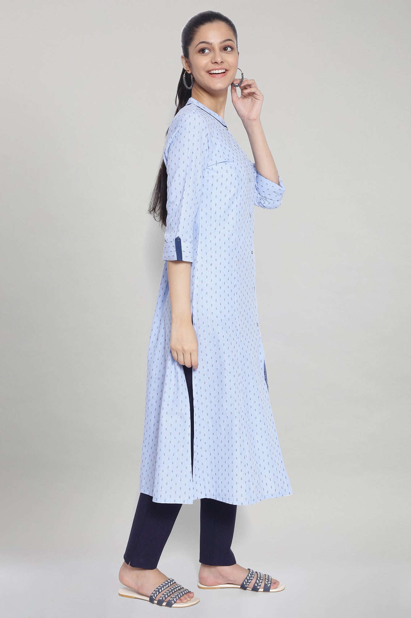 Blue Band Collar Printed kurta