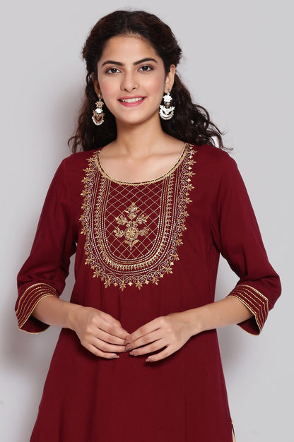 Maroon Embroidered Ethnic kurta