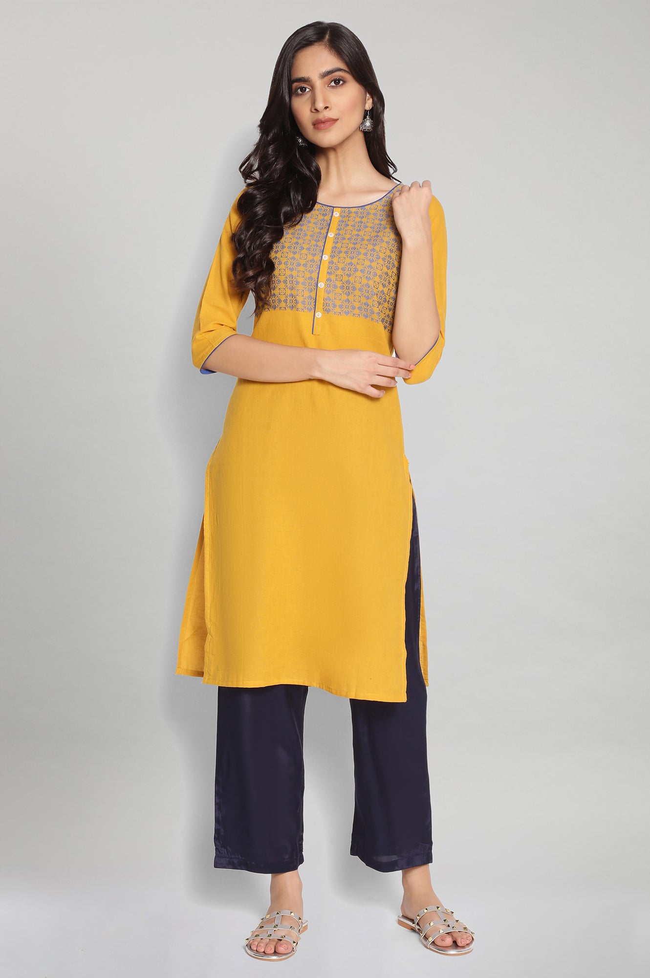 Yellow Round Neck Yarn-Dyed Cotton kurta