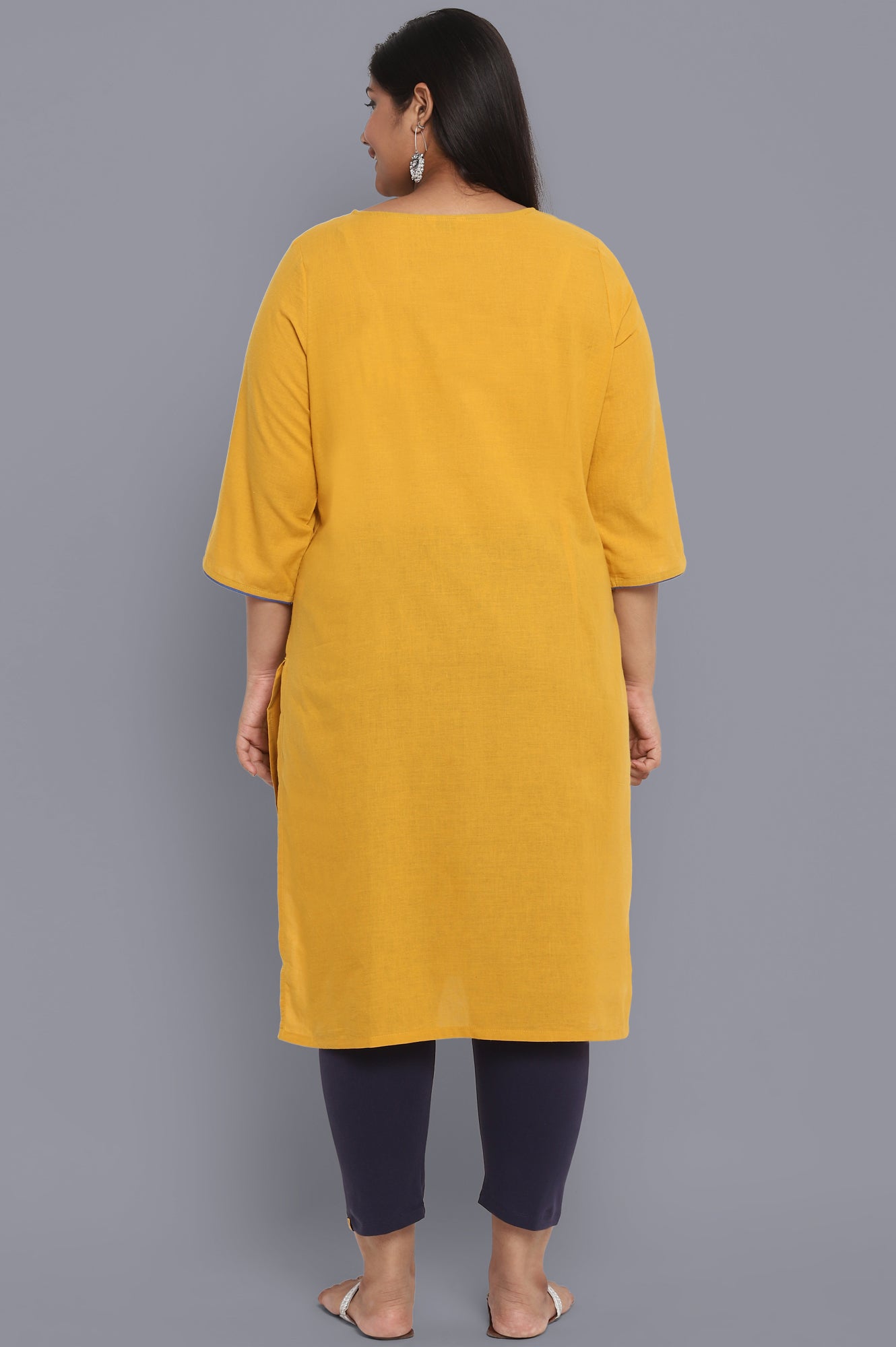 Yellow Round Neck Yarn-Dyed Cotton kurta