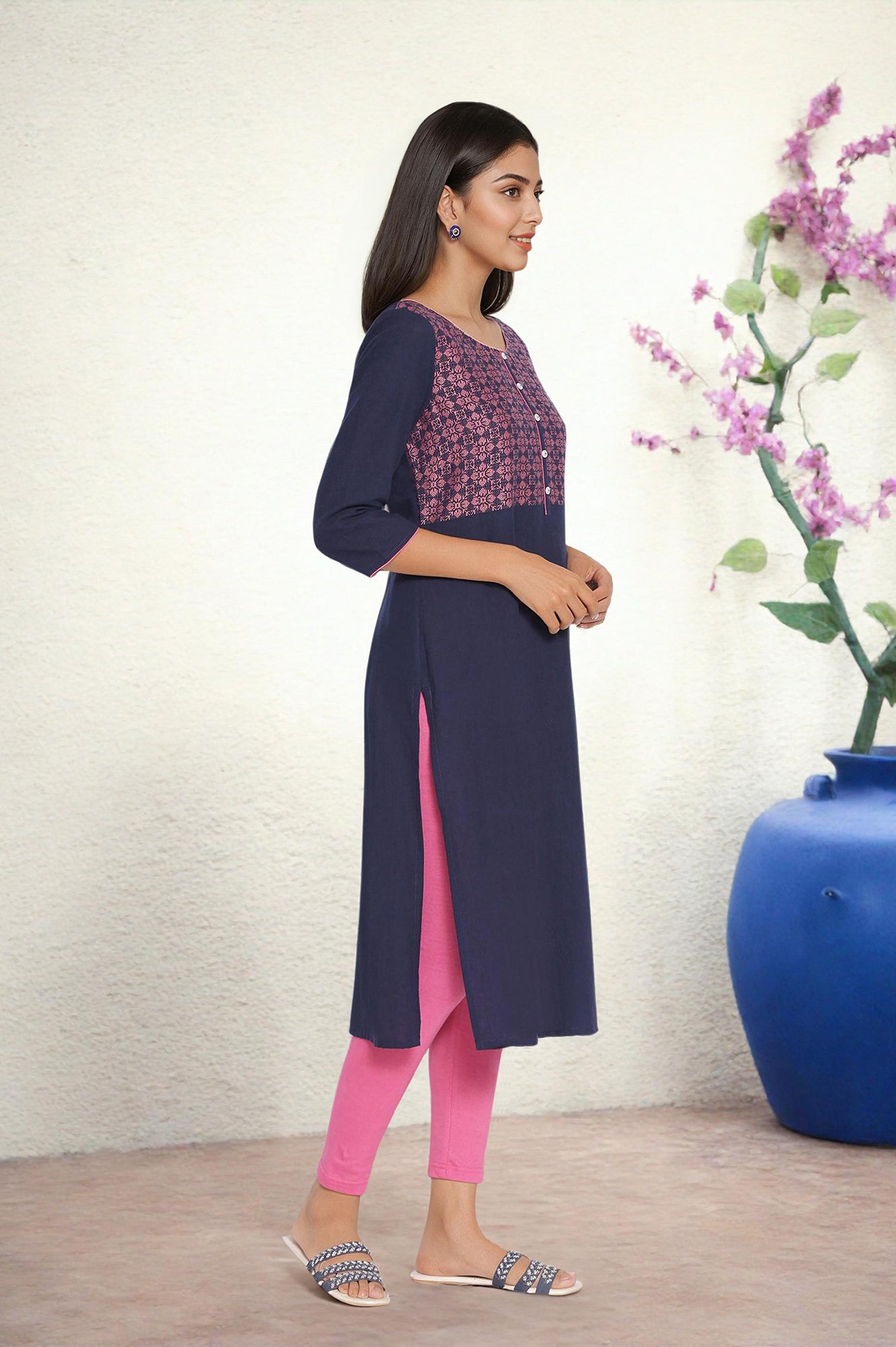 Blue Round Neck Printed kurta