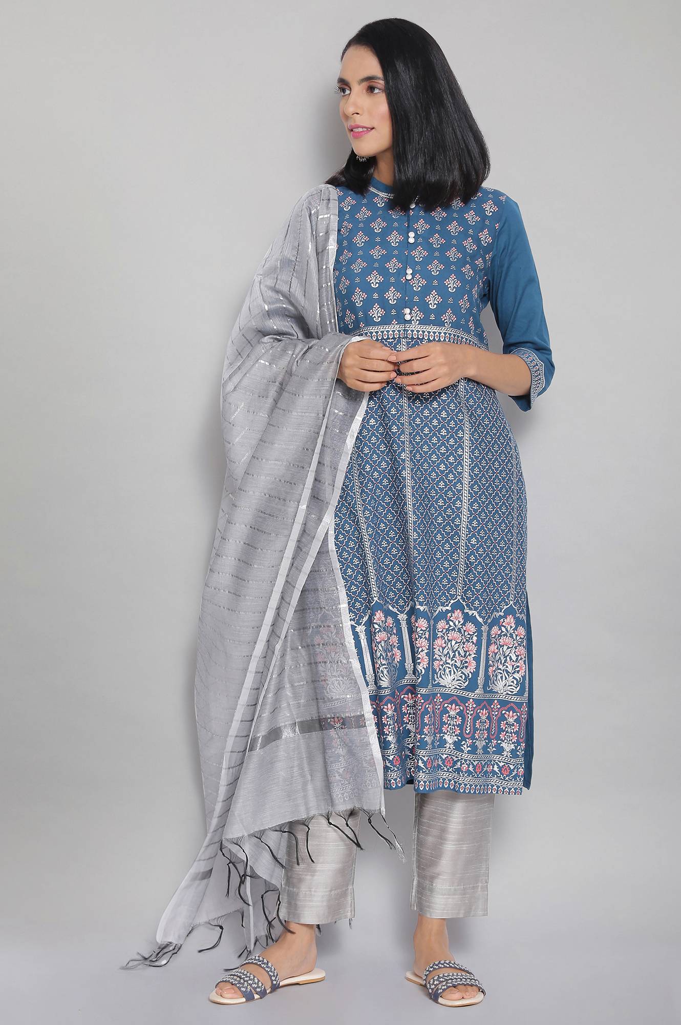 Blue Mandarin Collar Printed Straight kurta