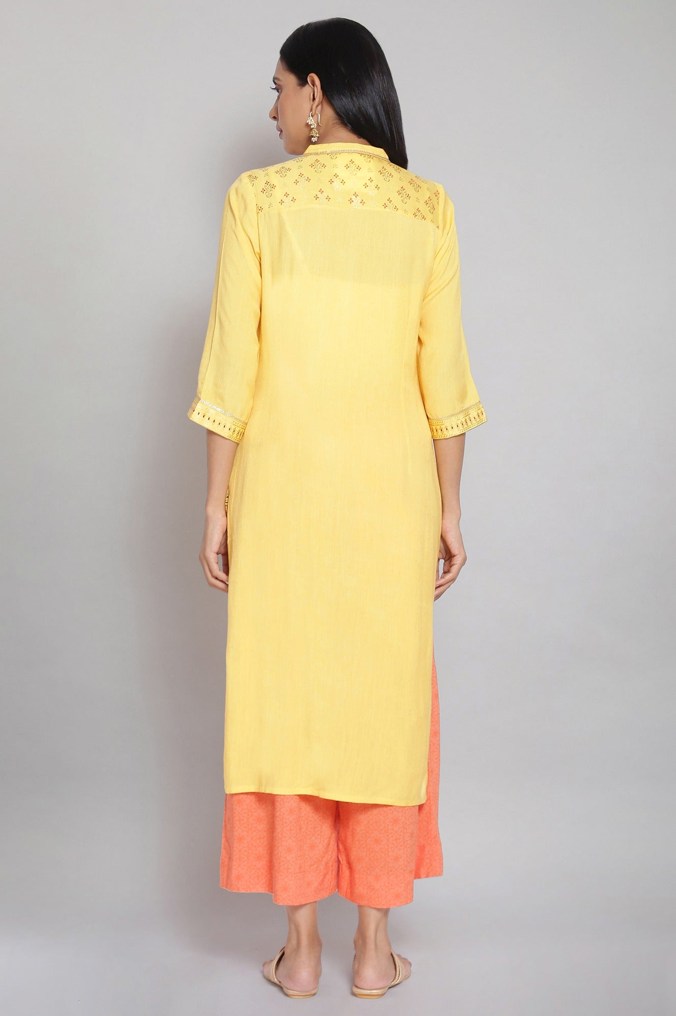 Yellow Mandarin Collar Printed Straight kurta