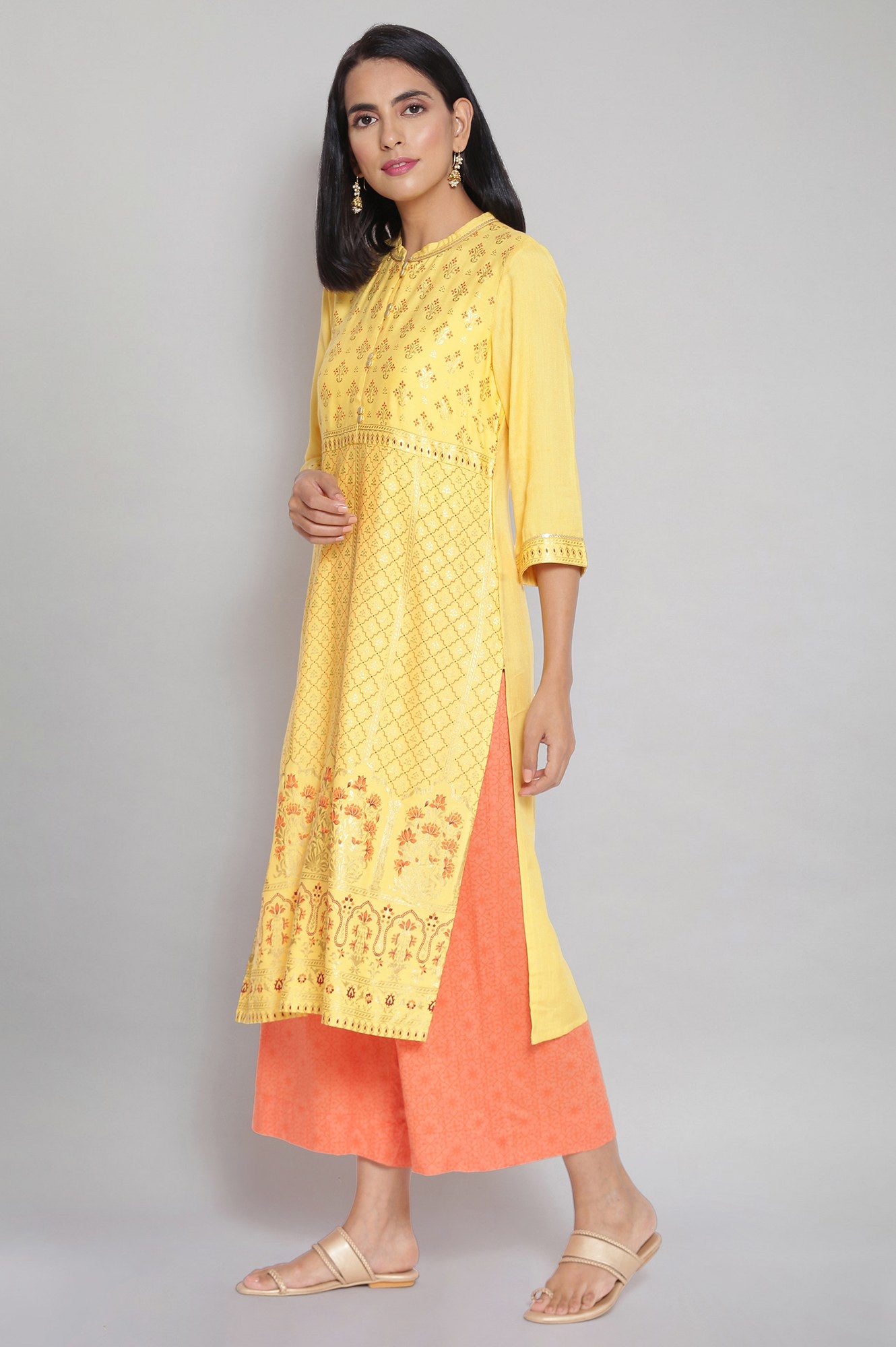 Yellow Mandarin Collar Printed Straight kurta