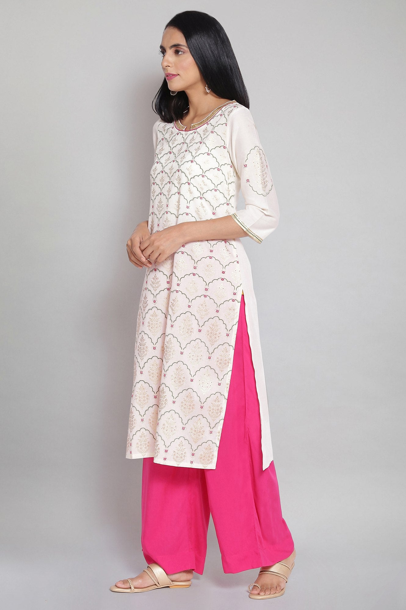 Off-White Mandarin Collar Printed Straight kurta