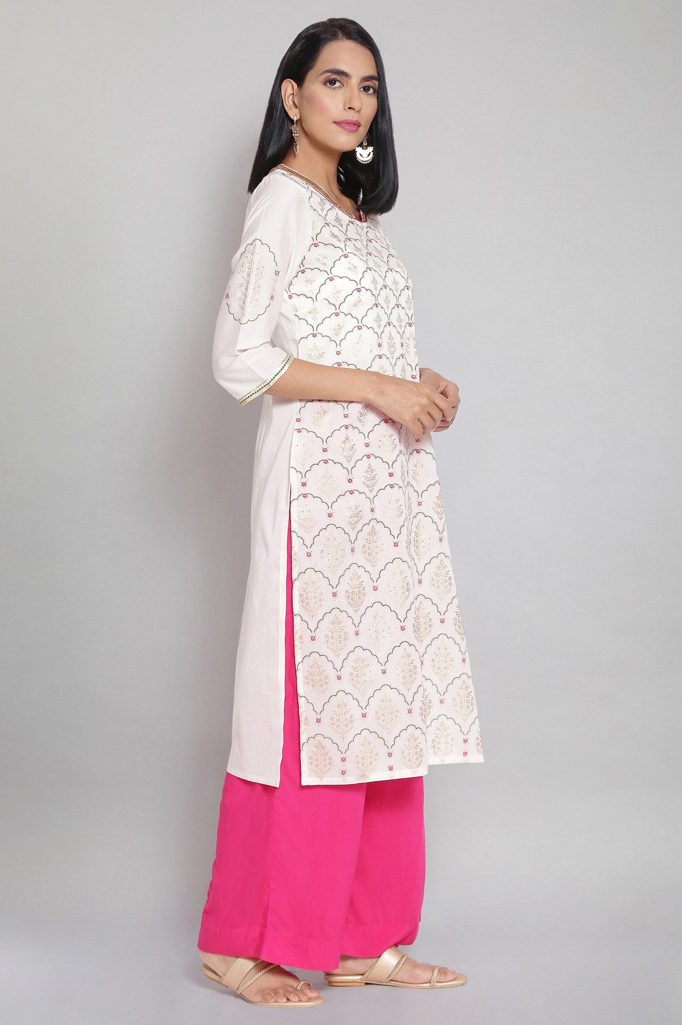 Off-White Mandarin Collar Printed Straight kurta