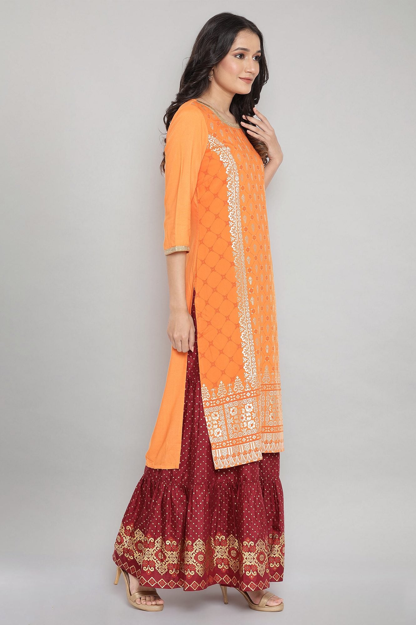 Orange Round Neck Printed Straight kurta