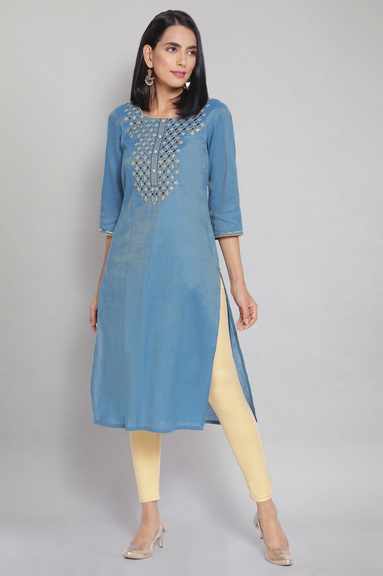 Blue Zari Embroidered kurta