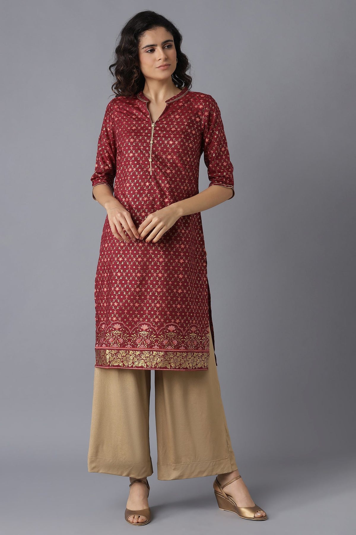 Maroon Mandarin Collar Foil Print Straight kurta - XS