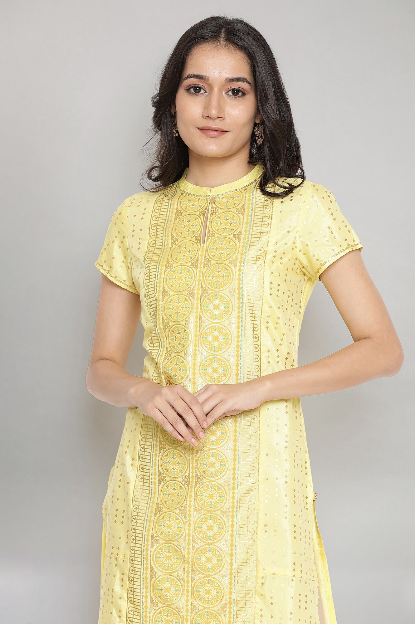 Yellow Mandarin Collar Foil Print Straight kurta