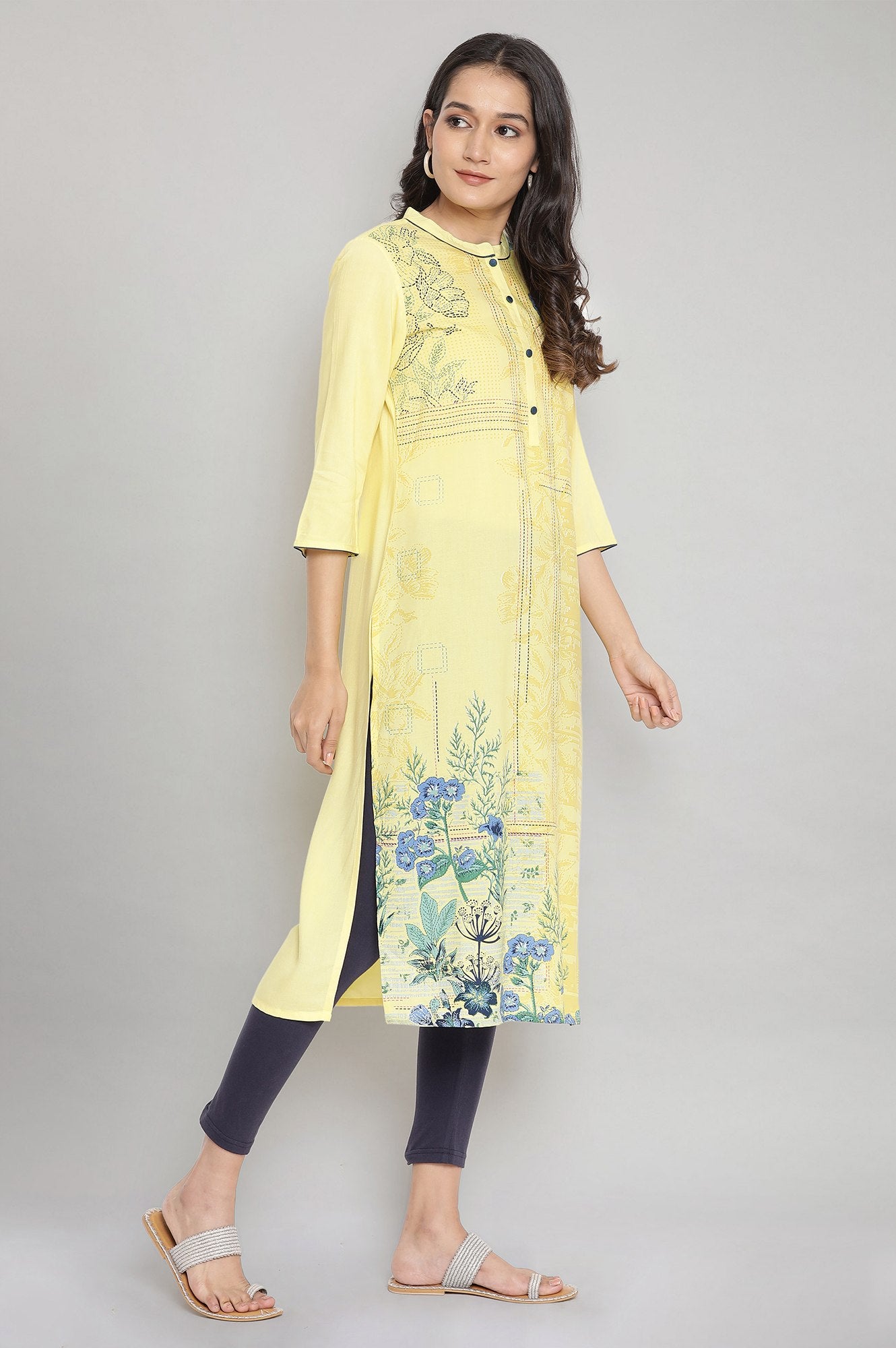 Yellow Mandarin Collar Printed Straight kurta