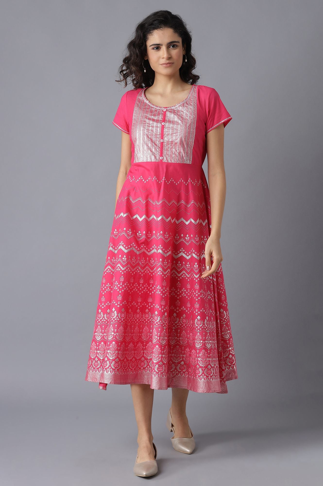 Pink Flared Ethnic kurta in Round Neck