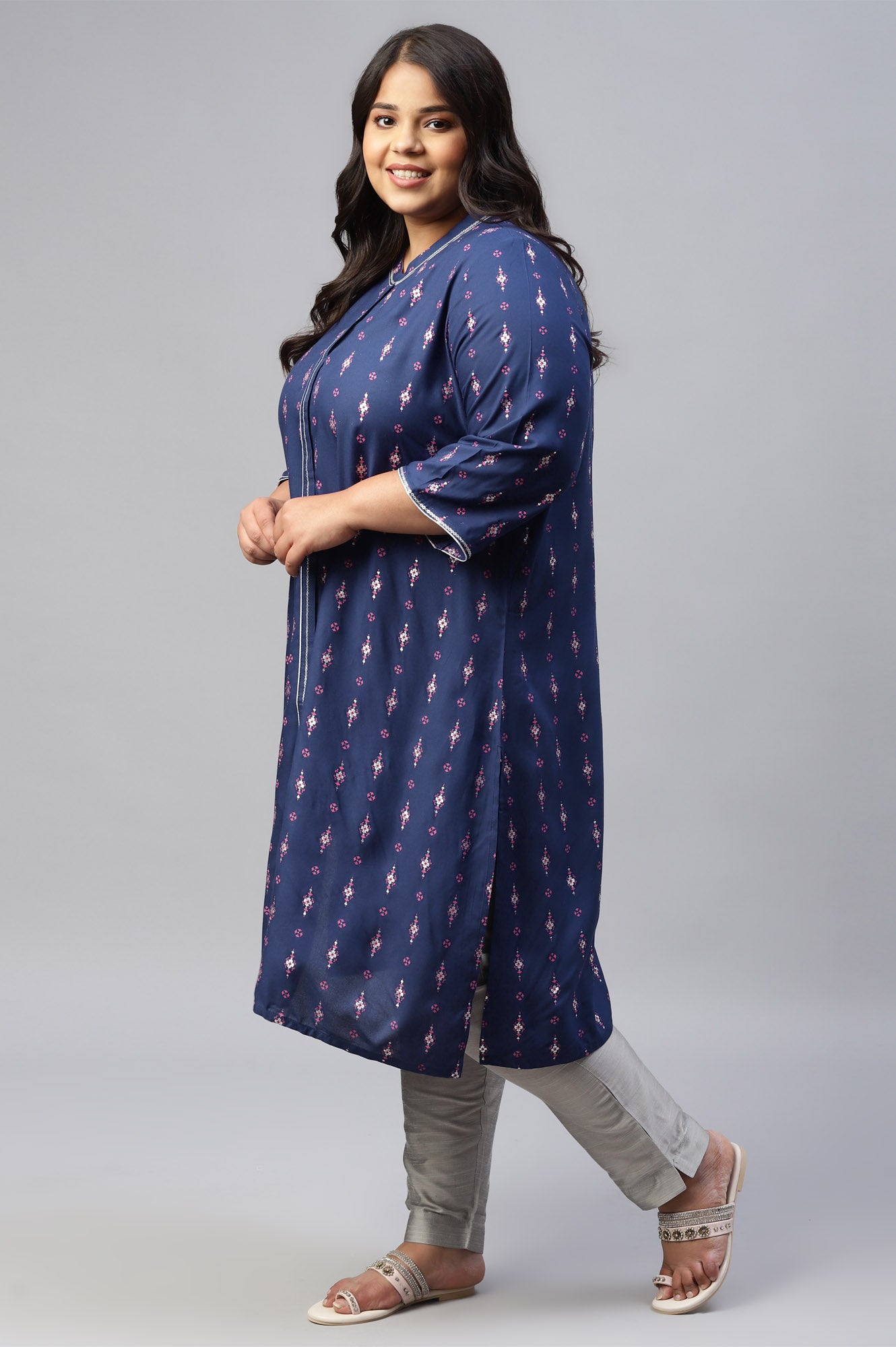 Blue Floral Print Ethnic kurta With Sequins