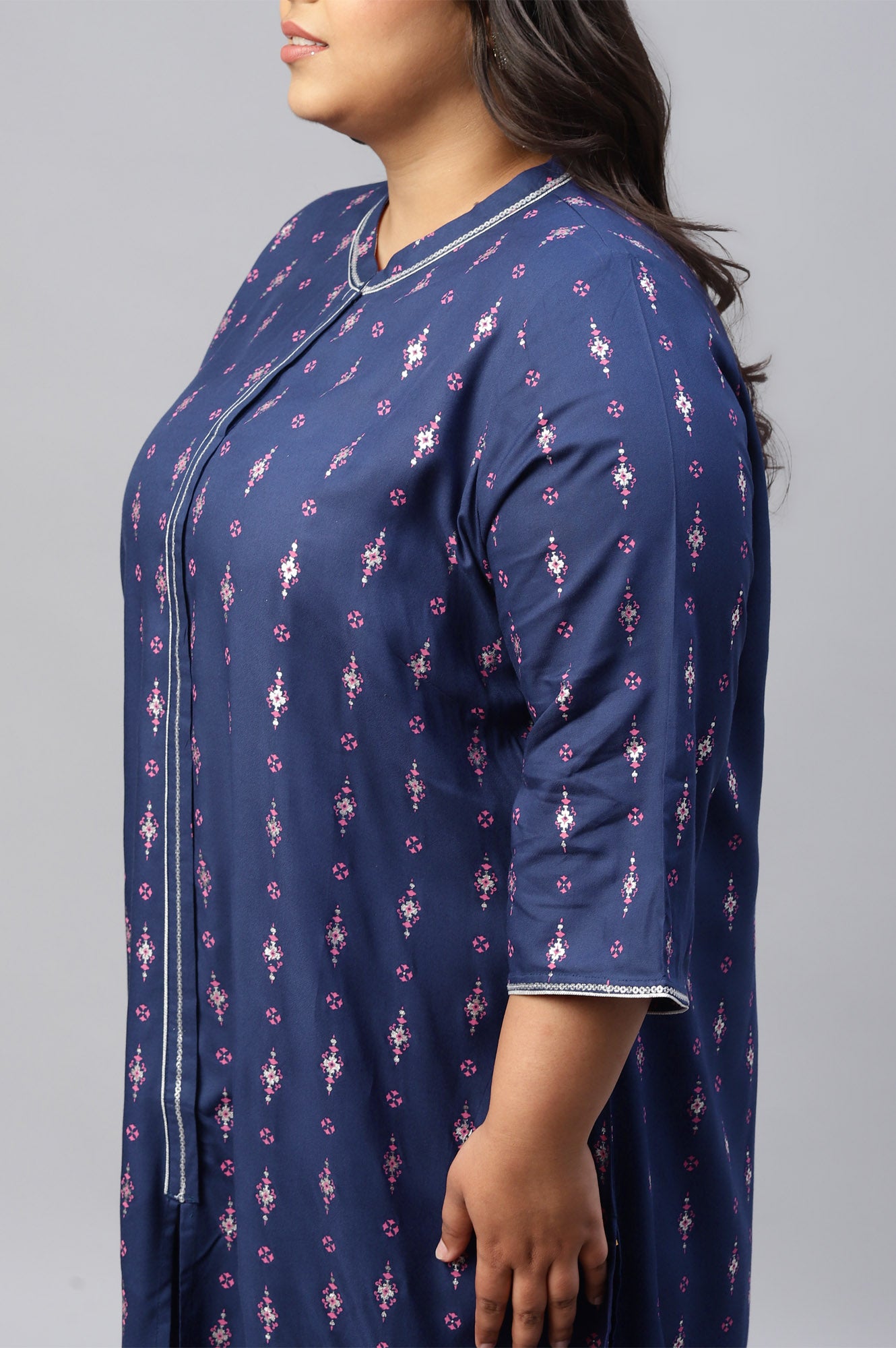 Blue Floral Print Ethnic kurta With Sequins