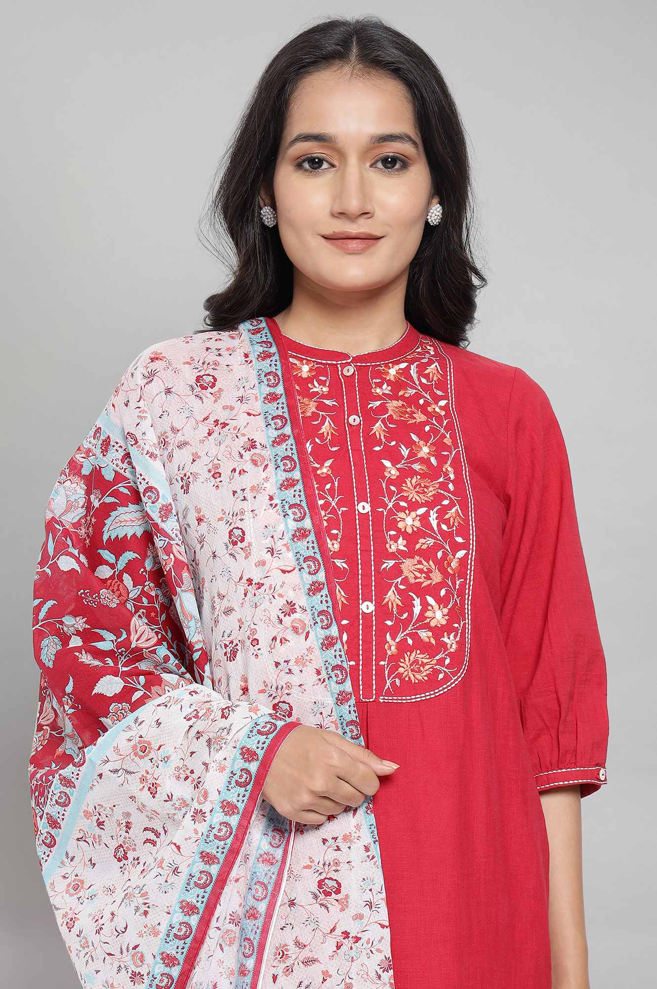 Red Embroidered kurta Set