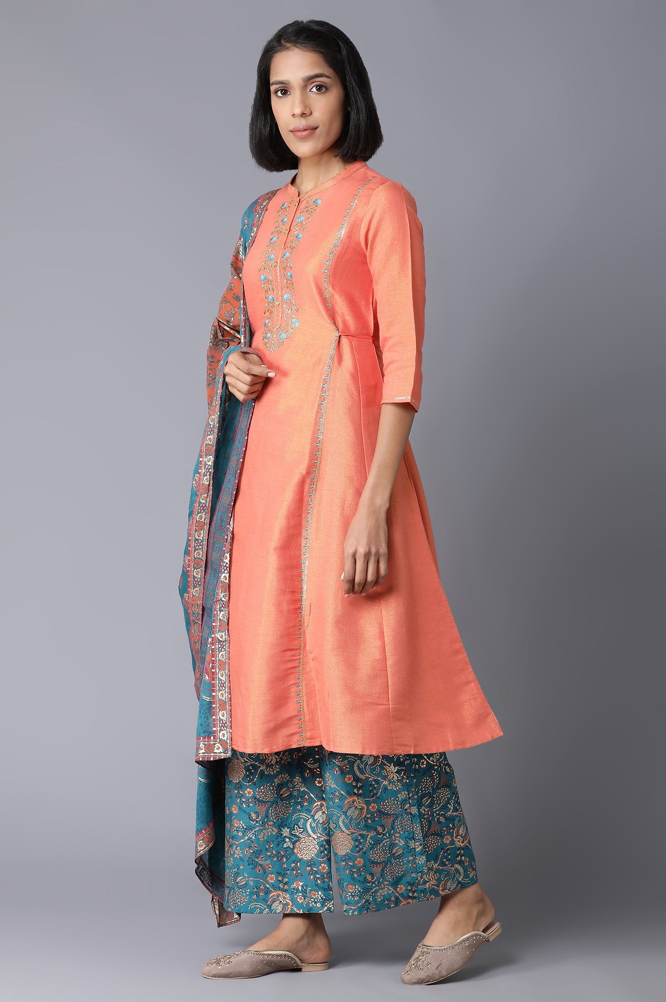 Peach Yarn-Dyed Flared kurta-Straight Pants-Dupatta Set