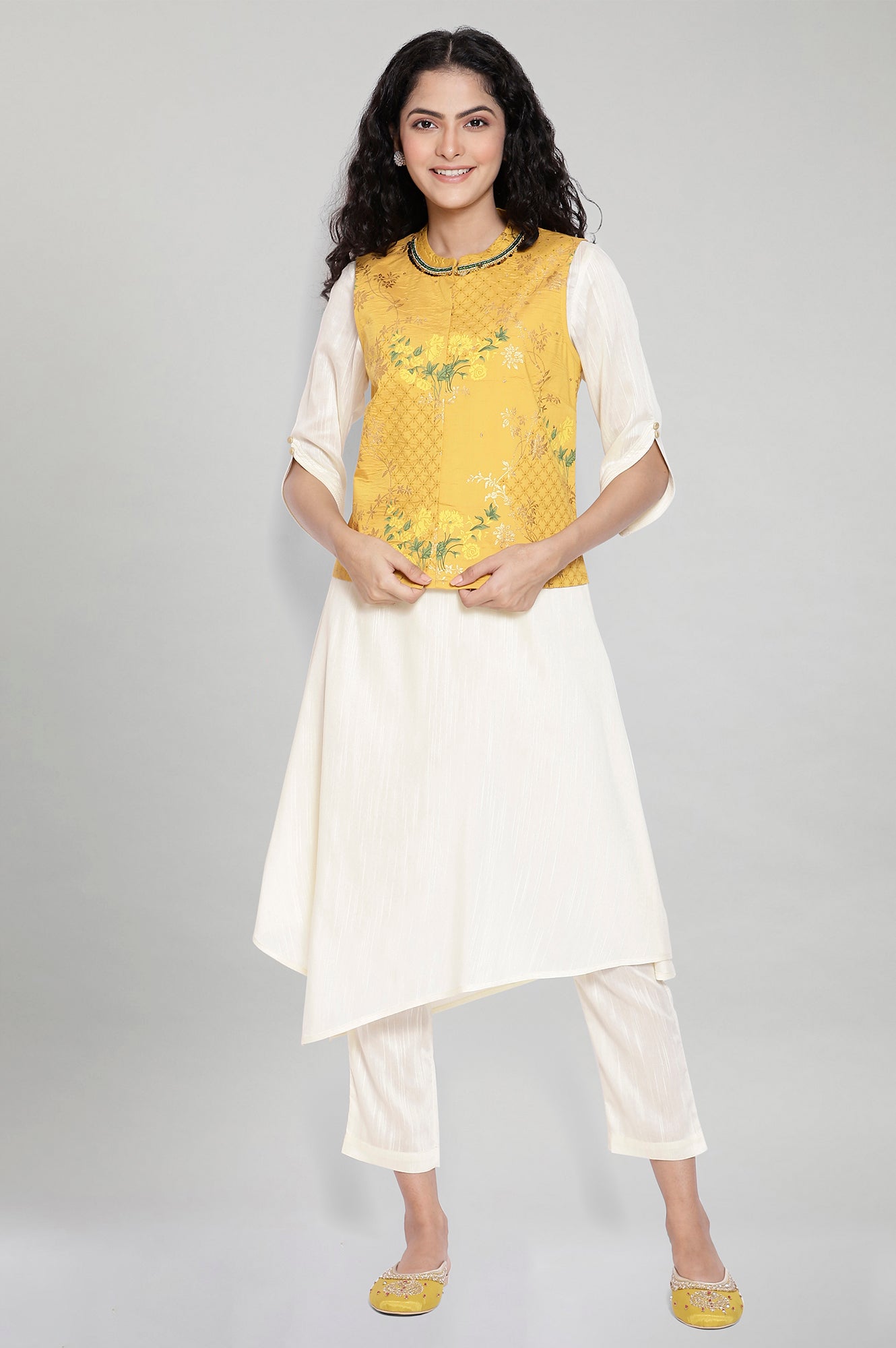 Yellow Gillet Ivory Inner Trousers Set