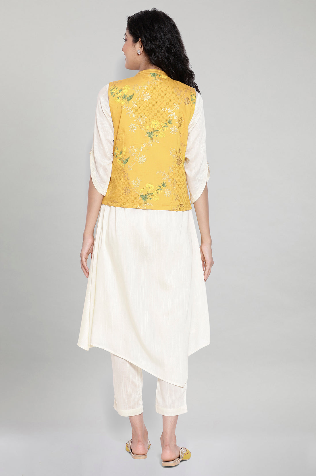 Yellow Gillet Ivory Inner Trousers Set