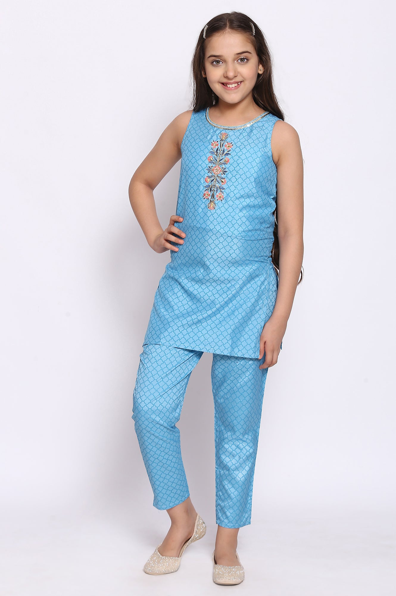 Blue Straight kurta-Trousers-Gillet Girls Set