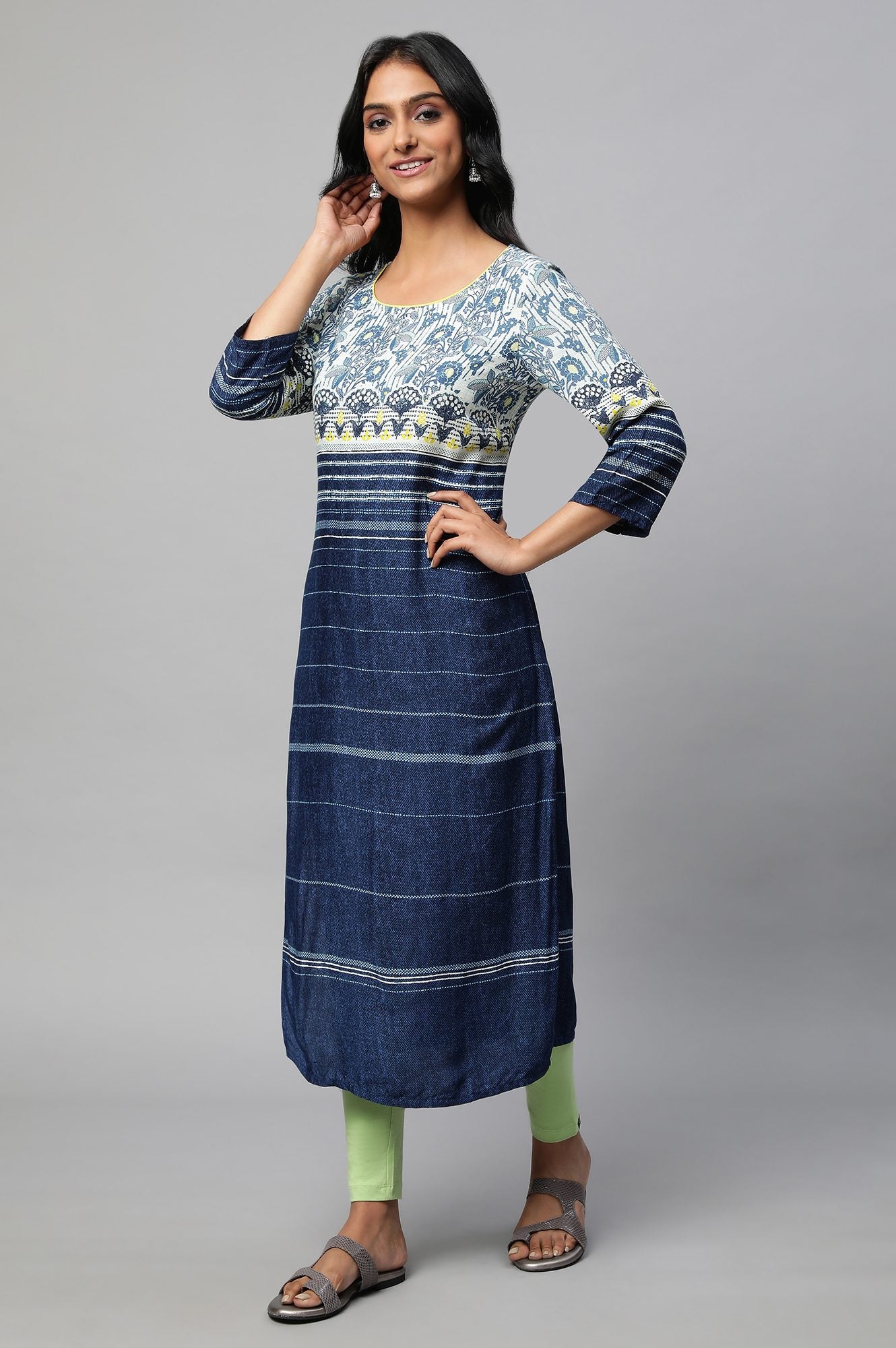 Blue Round Neck Printed kurta