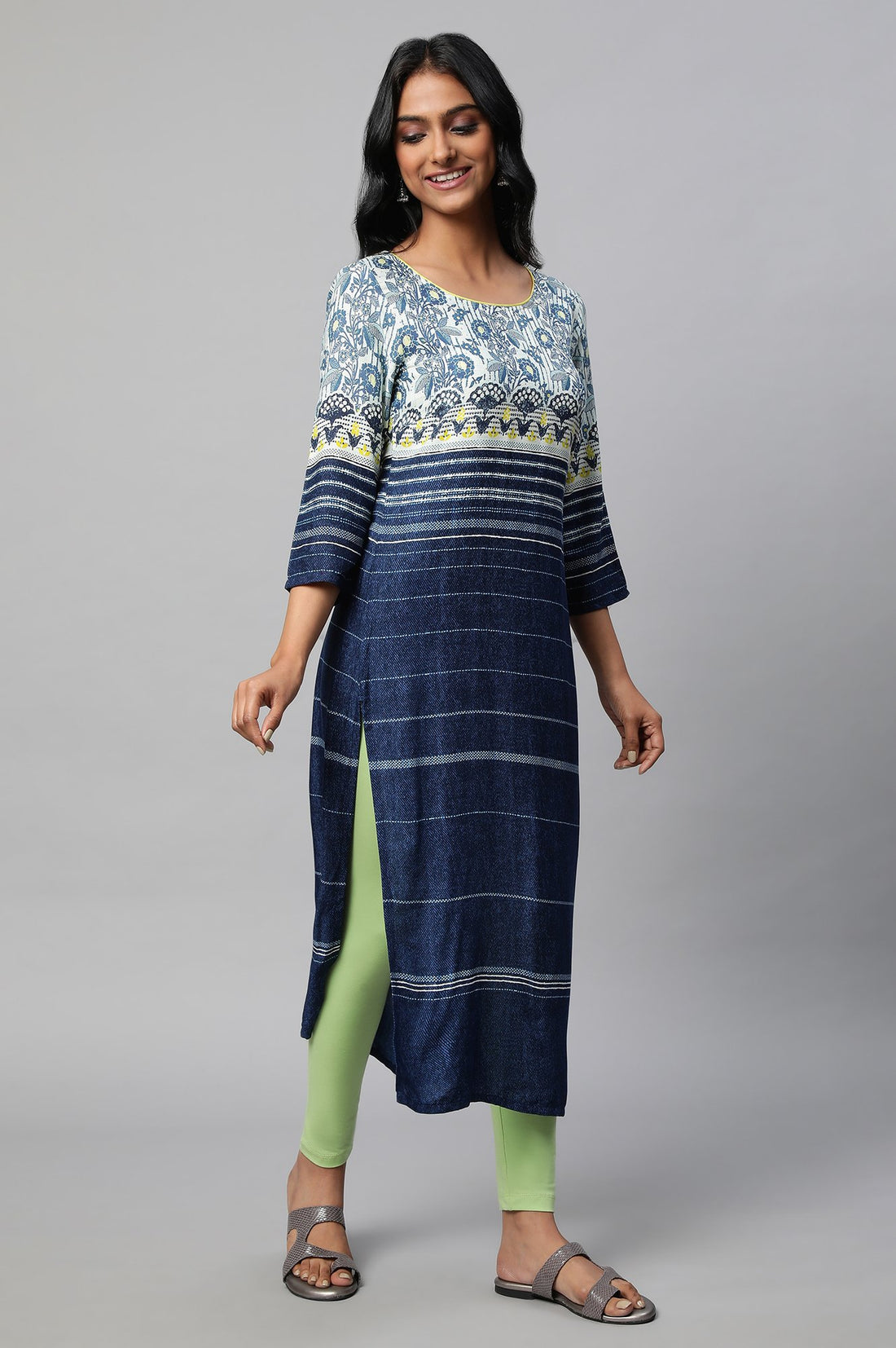 Blue Round Neck Printed kurta