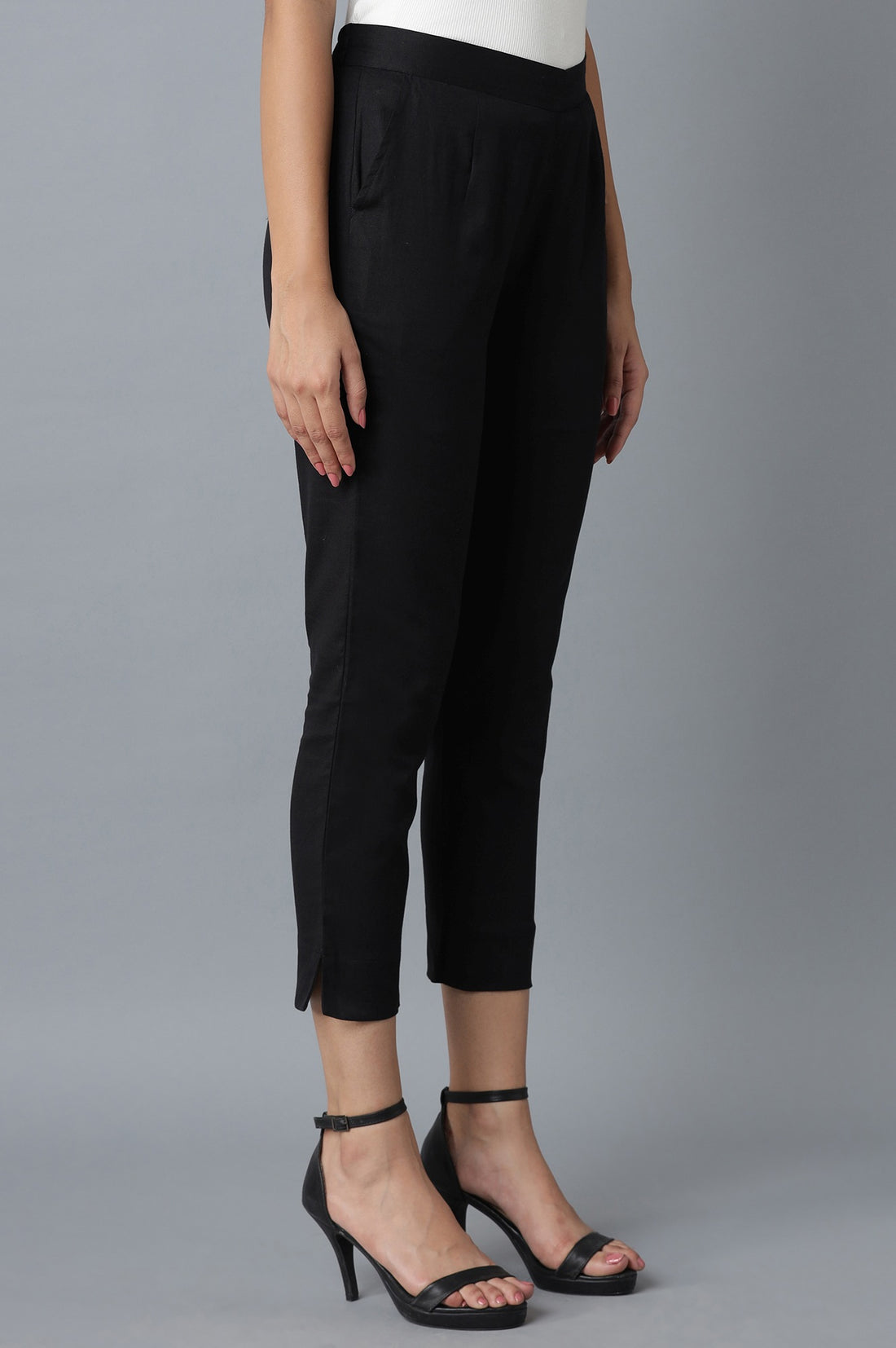 Black Solid Straight Fit Cotton Trousers With Roll Up Hem