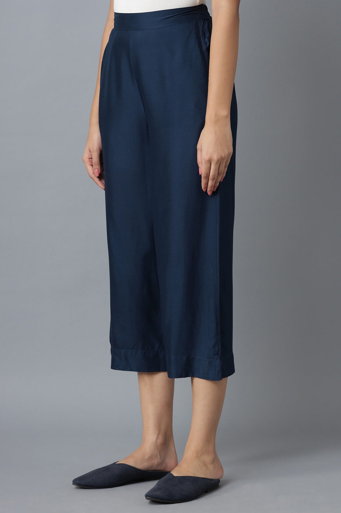Navy Blue Solid Straight Fit Cotton Culottes With Elasticated Waist