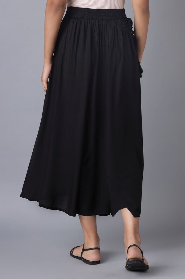Black Solid Flared Woven Culottes With Drawstring Detail