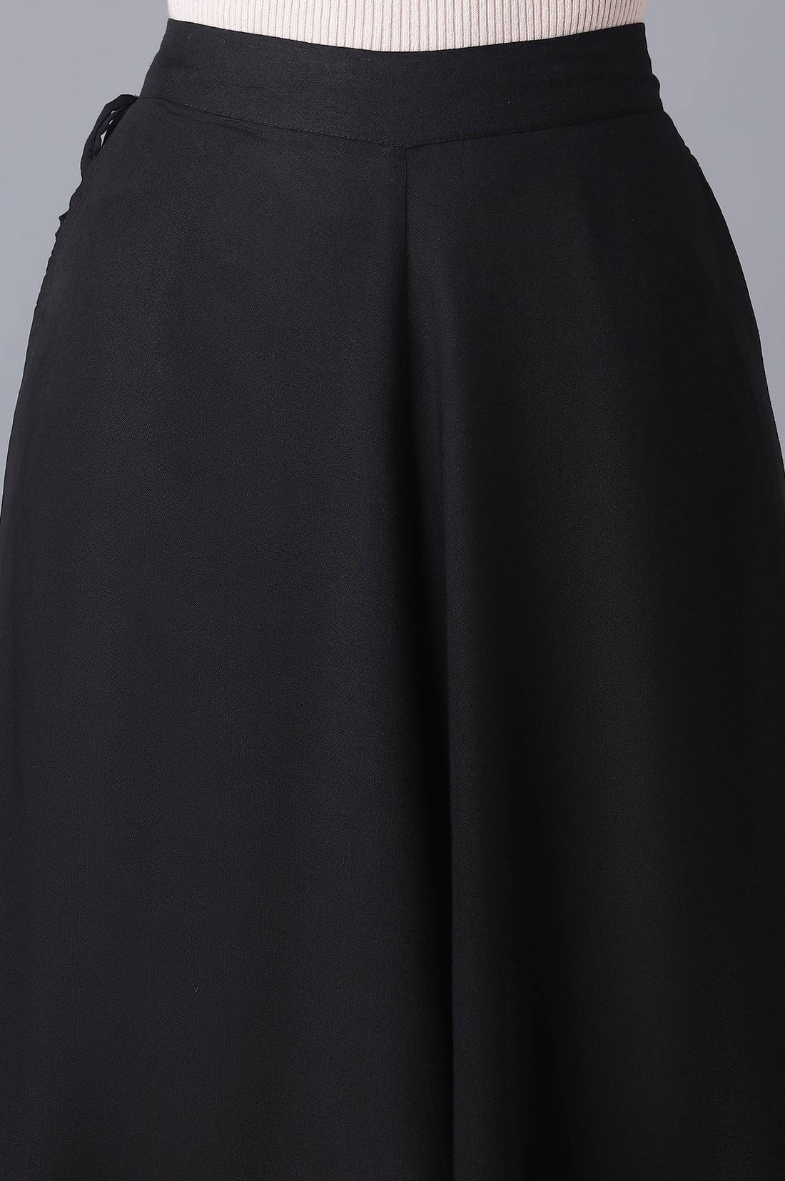 Black Solid Flared Woven Culottes With Drawstring Detail