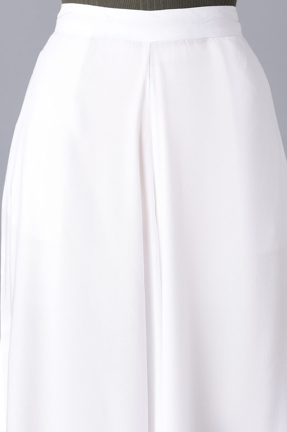 White Solid Flared Culottes With Drawstring