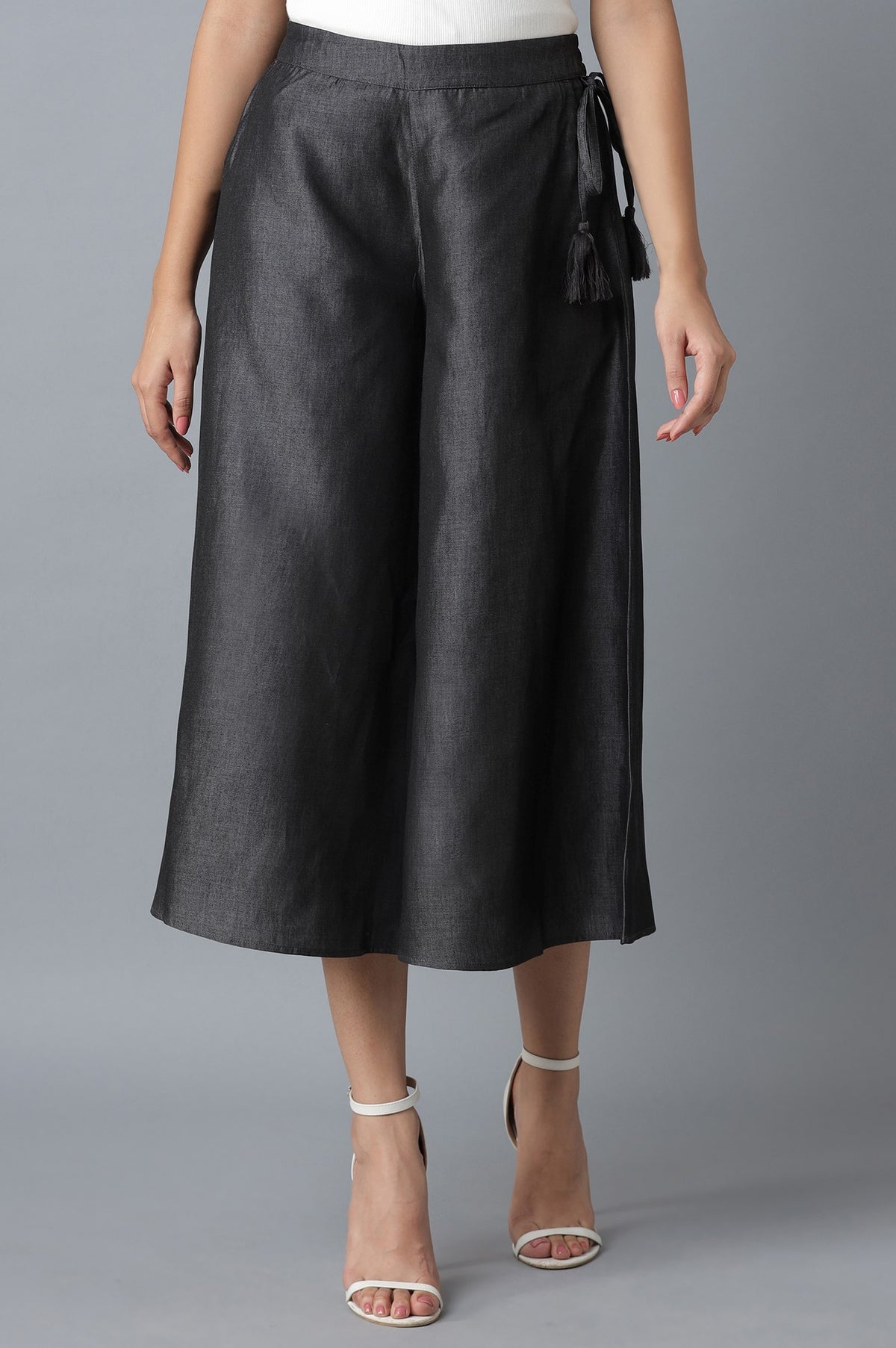 Elleven Women's Black Solid Flared Cotton Culottes With Drawstring - S