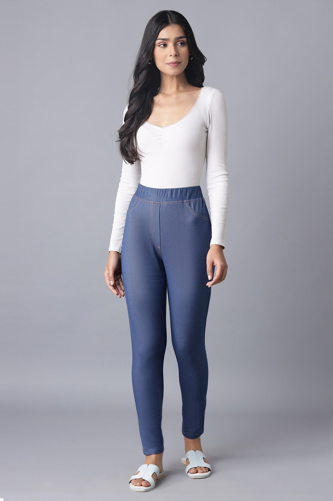 Blue Solid Skinny Fit Cotton Jeggings With Elasticated Waist