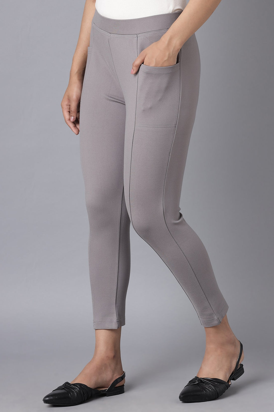 Grey Solid Straight Fit Yoga Tights With Elasticated Waist
