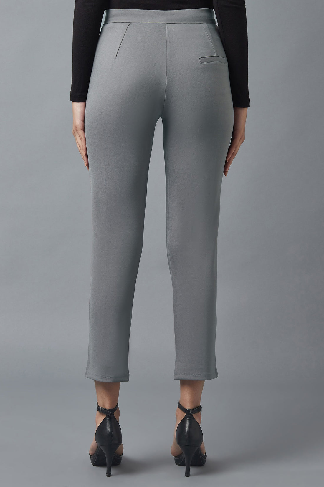Grey Solid Straight Fit Trousers With Pintuck Detail