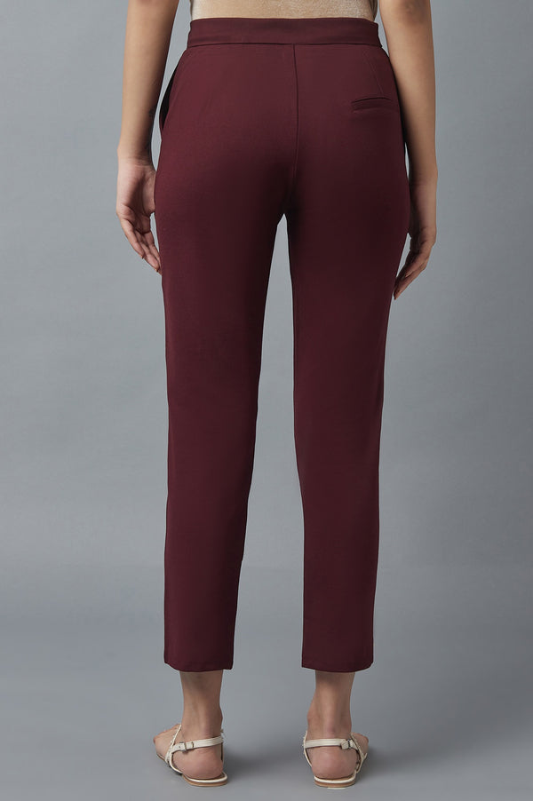 Maroon Solid Straight Fit Trousers With Pintuck Detail