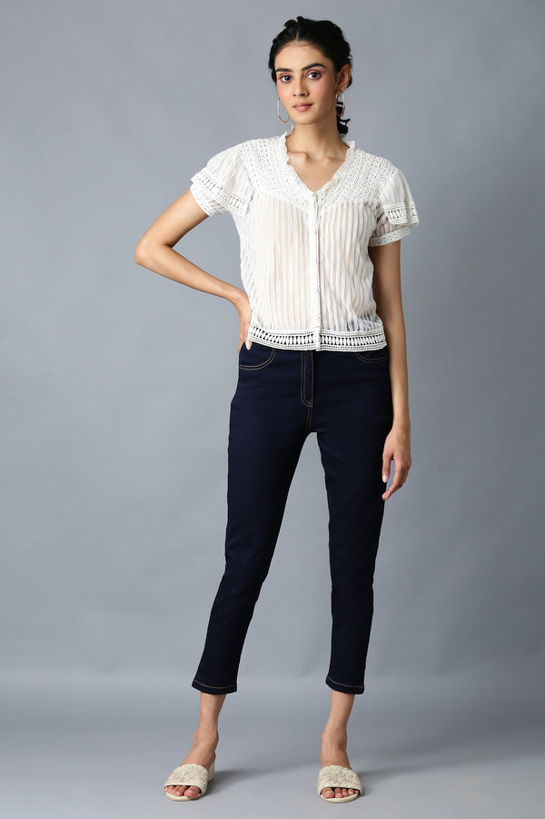 Black Solid Slim Fit Denim Pants With Front Zip