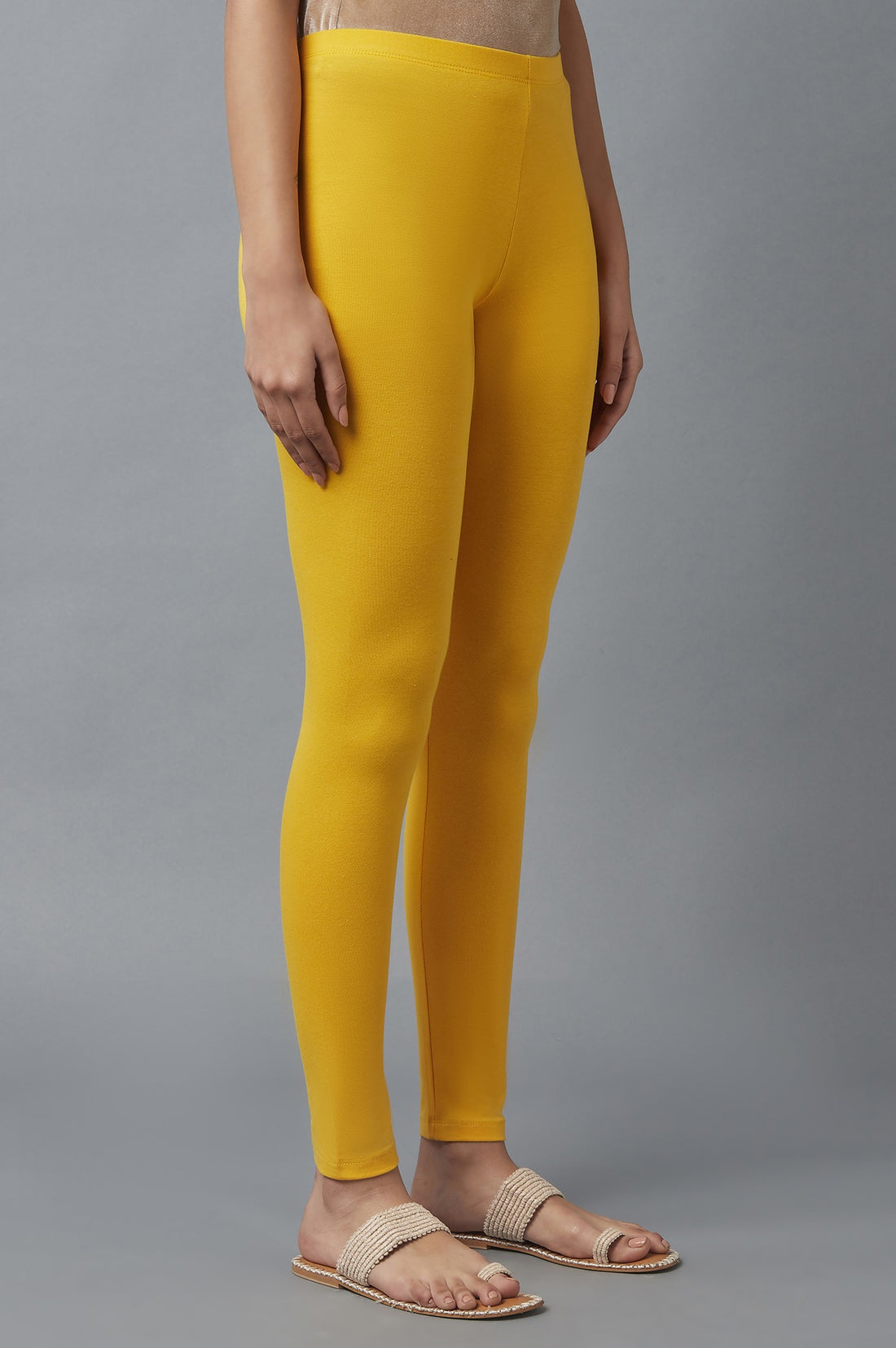 Yellow Solid Skinny Fit Cotton Tights With Elasticated Waist