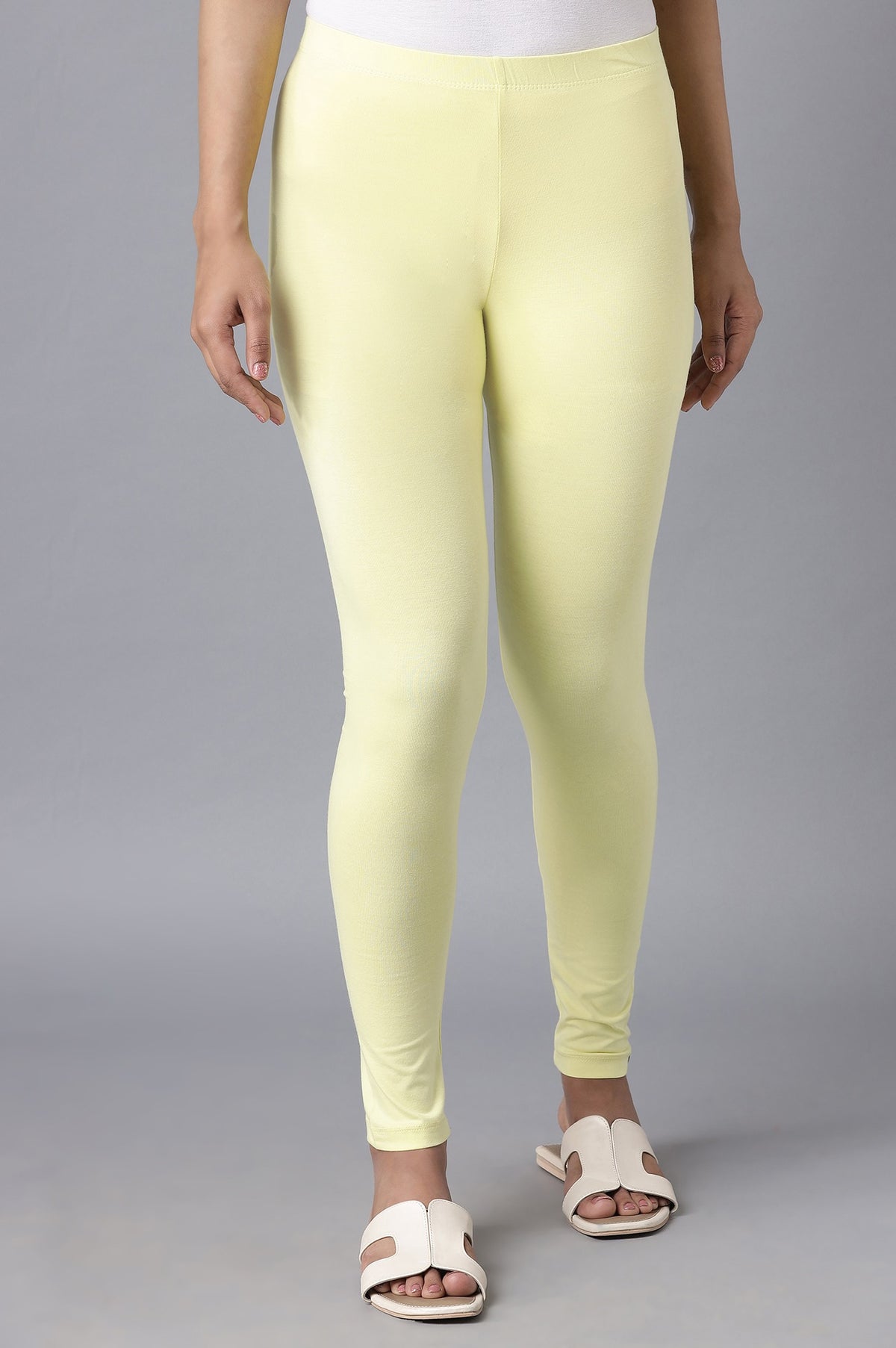 Elleven Women's Yellow Solid Skinny Fit Cotton Tights With Elasticated Waistband - S