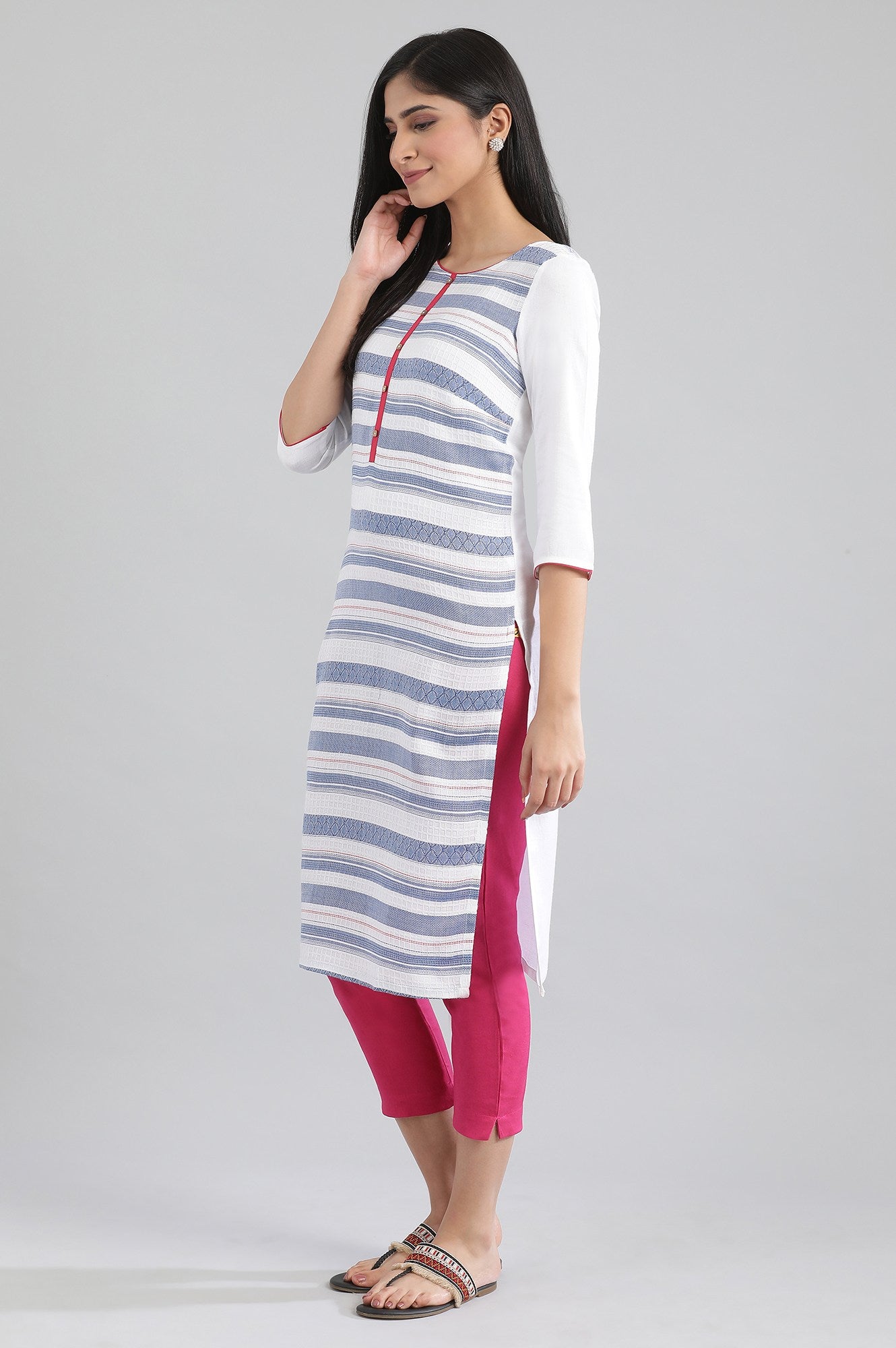 Blue Round Neck Yarn-Dyed kurta